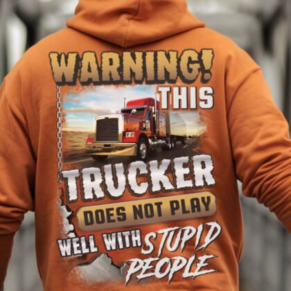Trucker Does Not Play Well With Stupid People